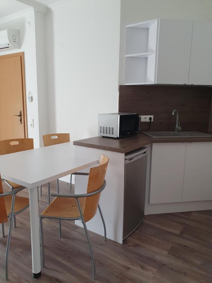 Maja Apartmanhaz Балатонлелле Екстер'єр фото